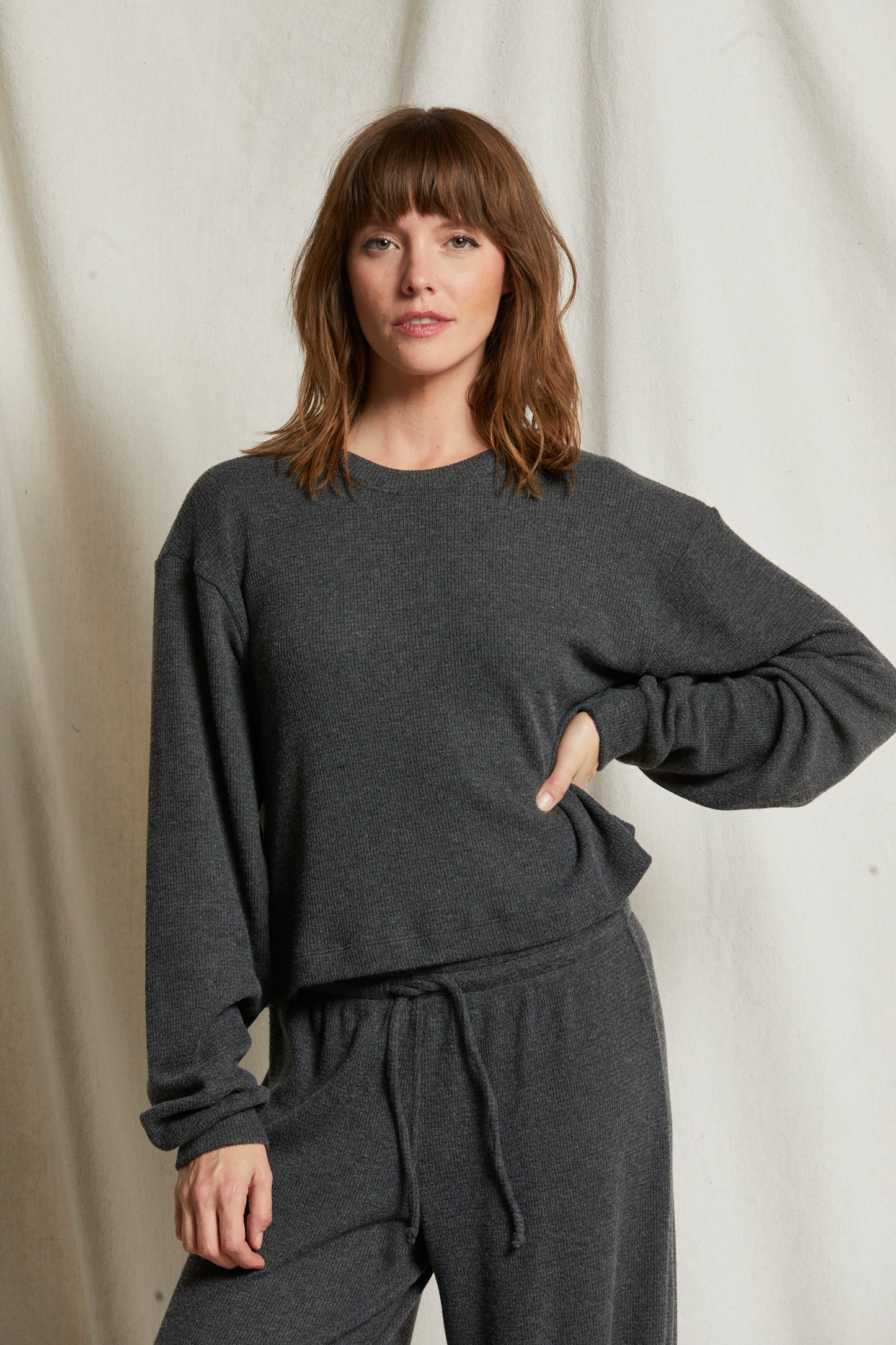 Perfect White Tee Stills Thermal Pullover