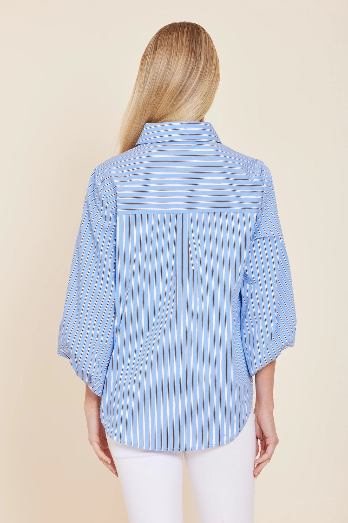 Dolce Cabo Exagerated Sleeve Top