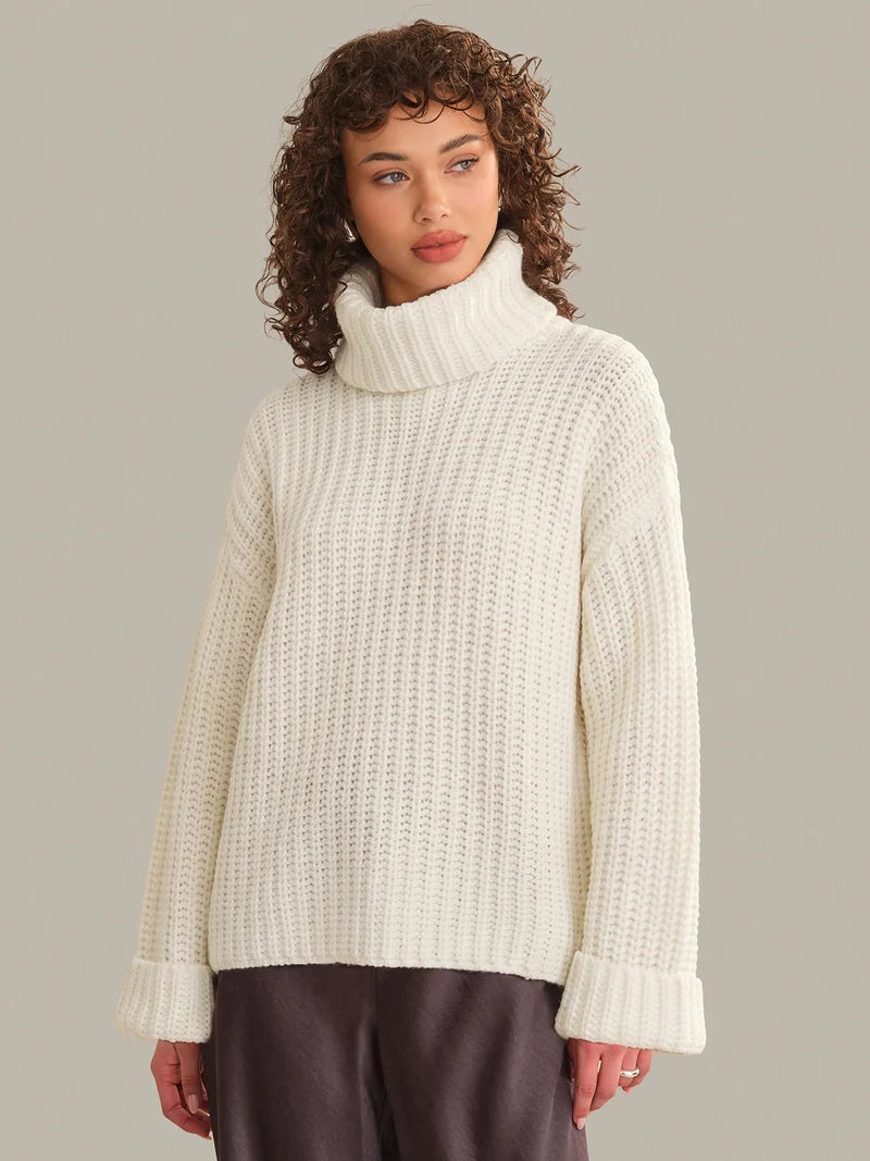 525 Vida Chunky Turtleneck Shaker Pullover