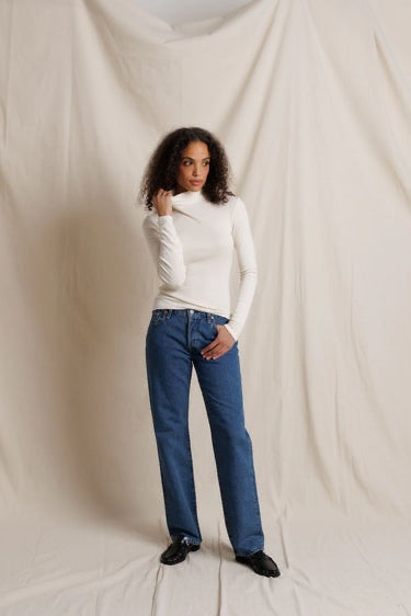 Perfect White Tee Tati Turtleneck