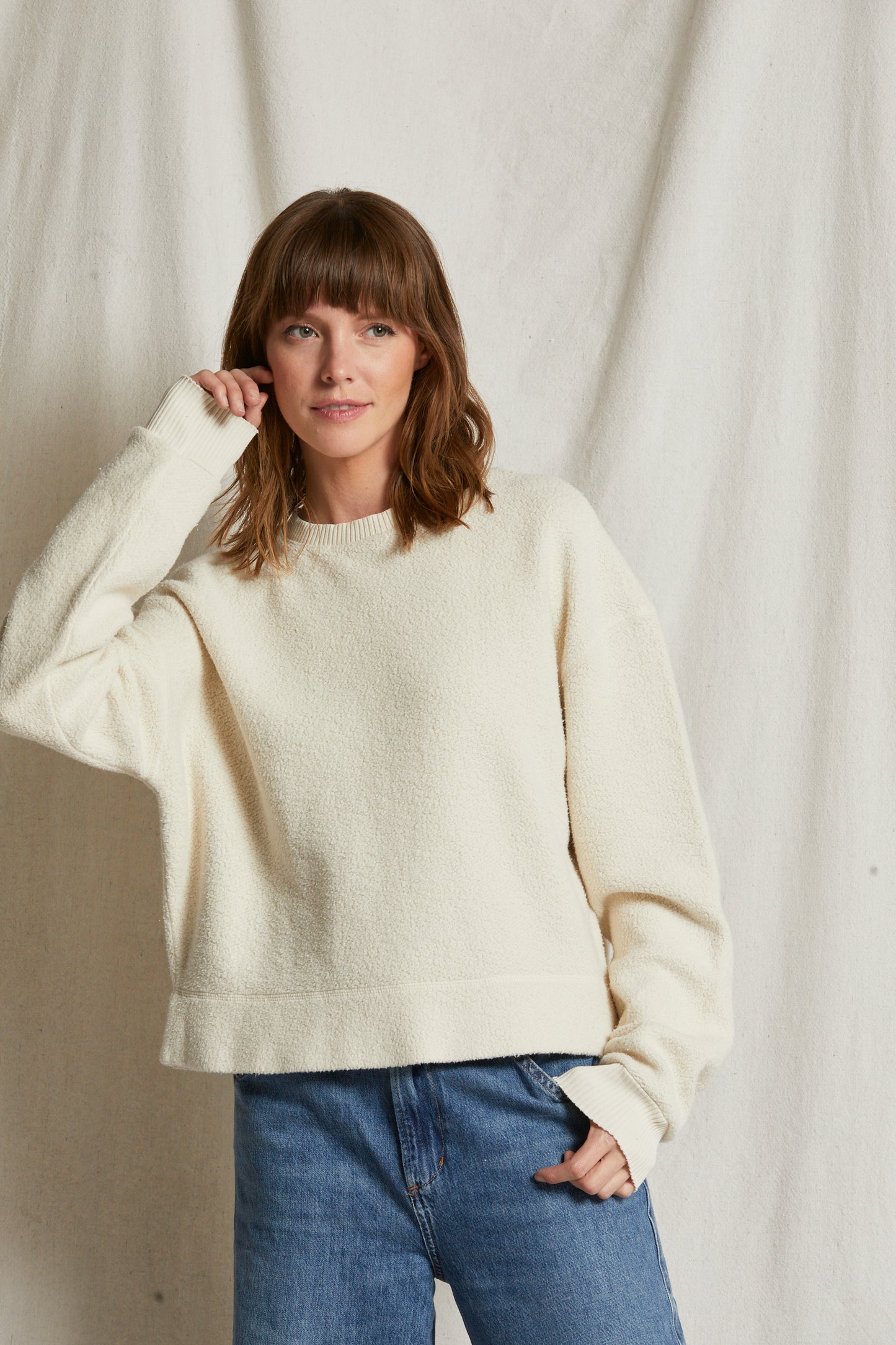 Perfect White Tee Mayer Fleece Sweater