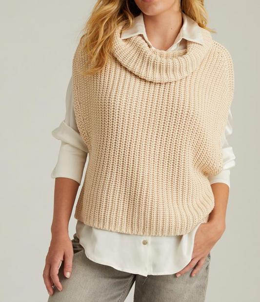 525 Cate Sleeveless Turtleneck Sweater