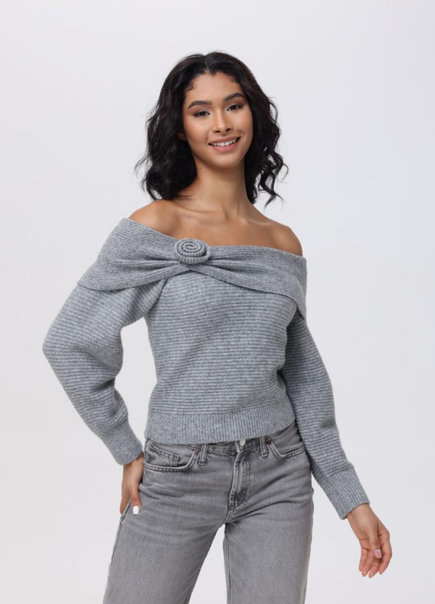 525 Elizabeth Rosetts Pullover