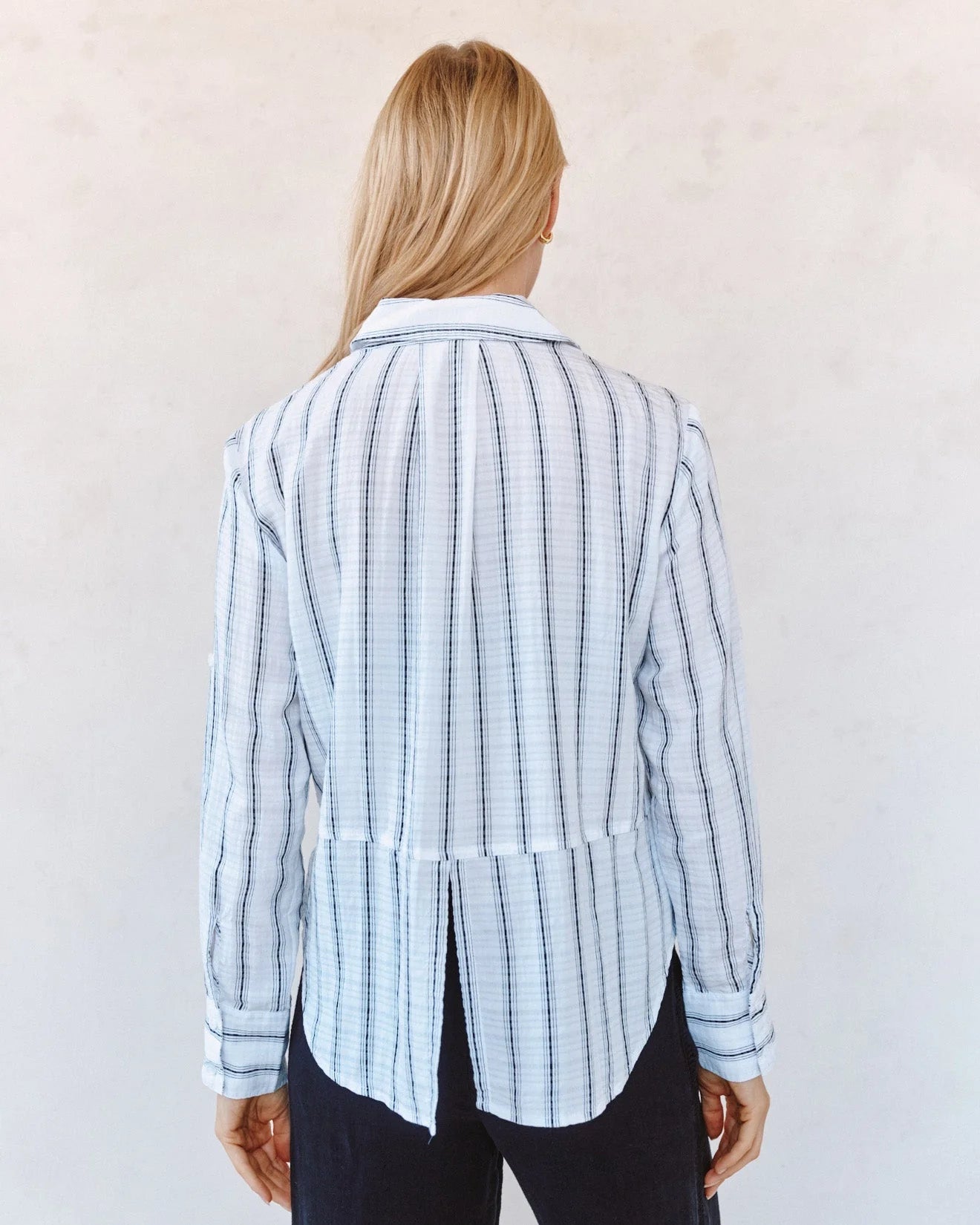Bella Dahl Clean Split Shirt