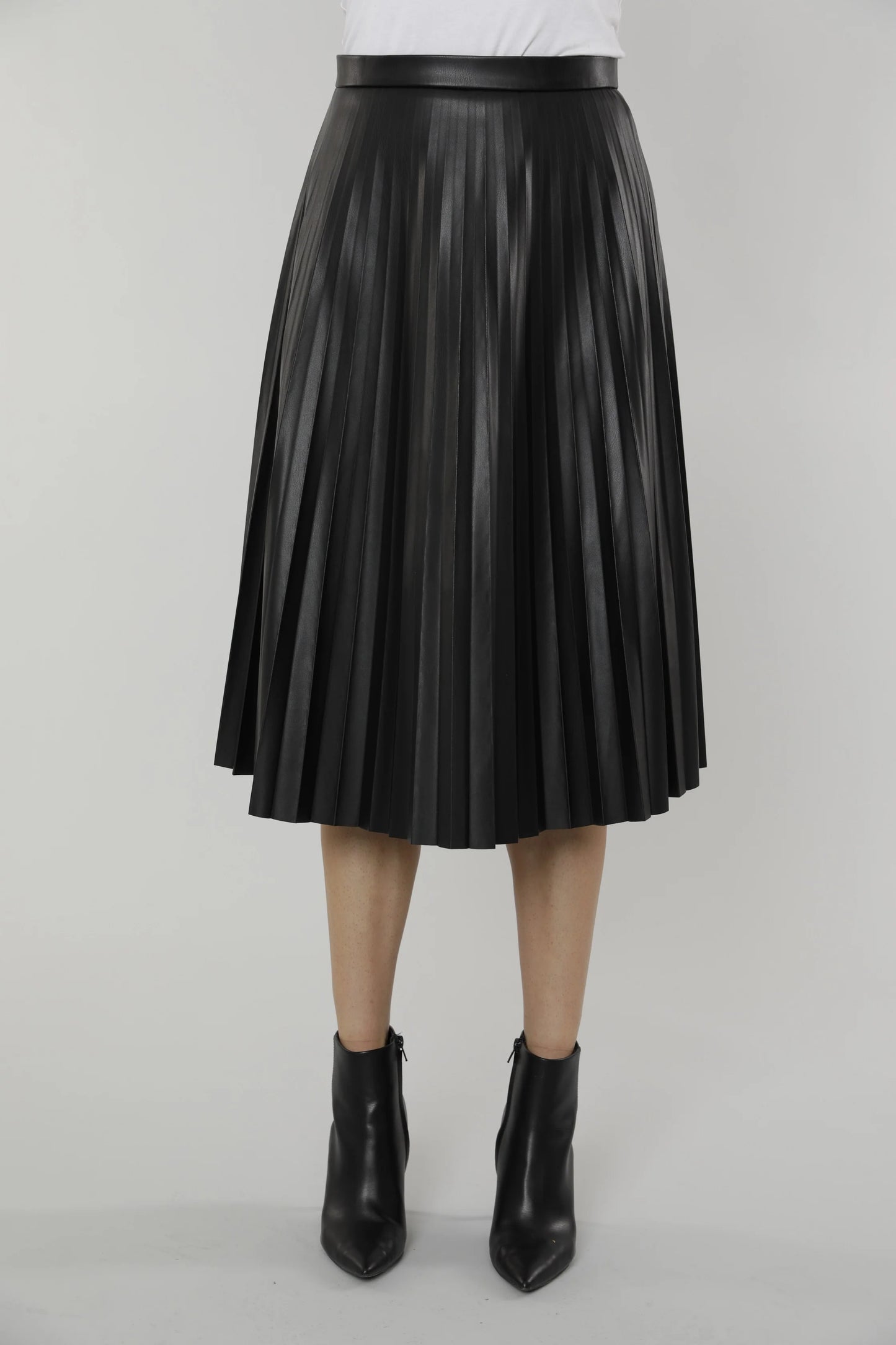 Dolce Cabo Vegan Leather Pleated Skirt