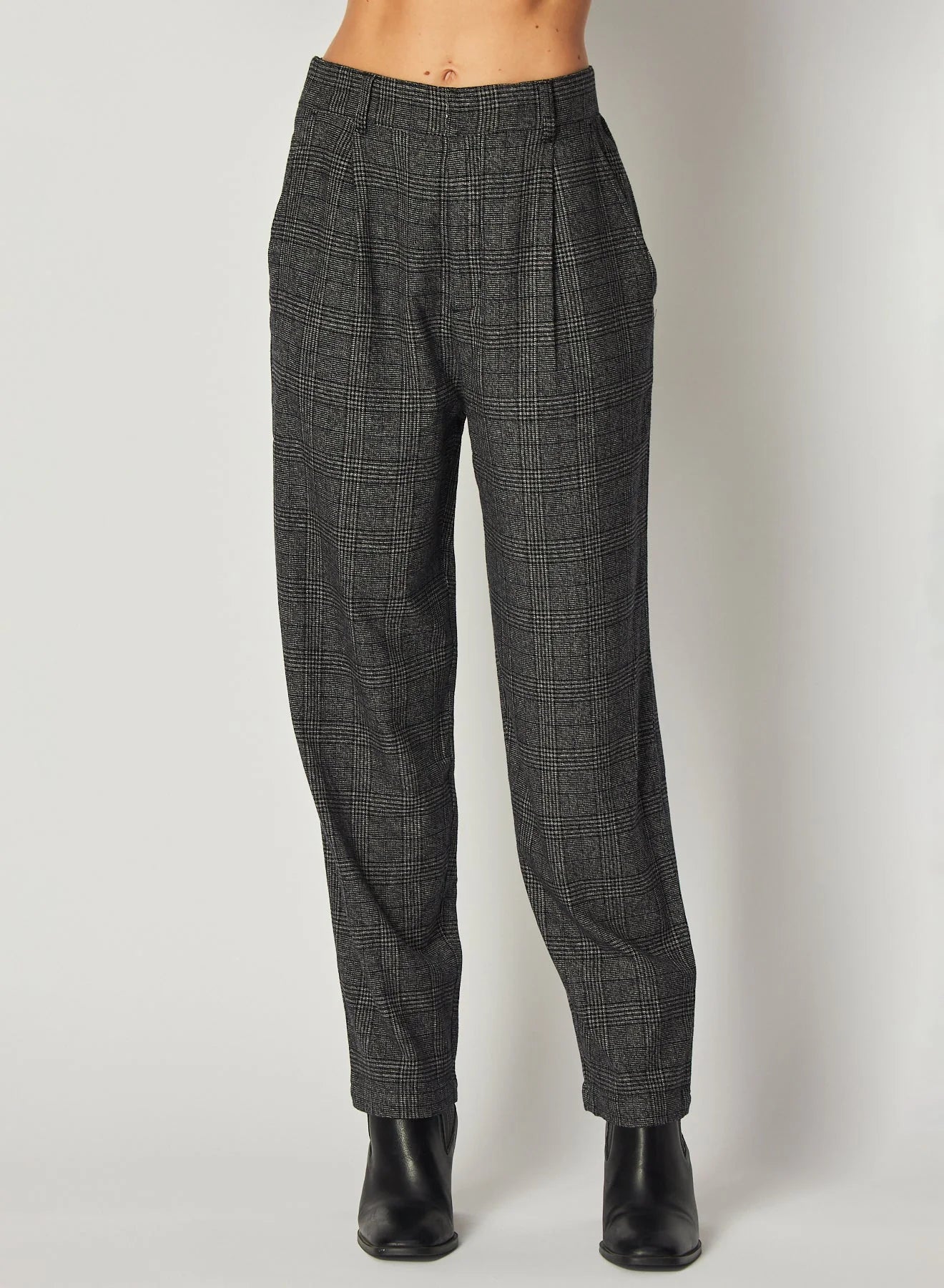 Bella Dahl Relaxed Pleat Front Trouser