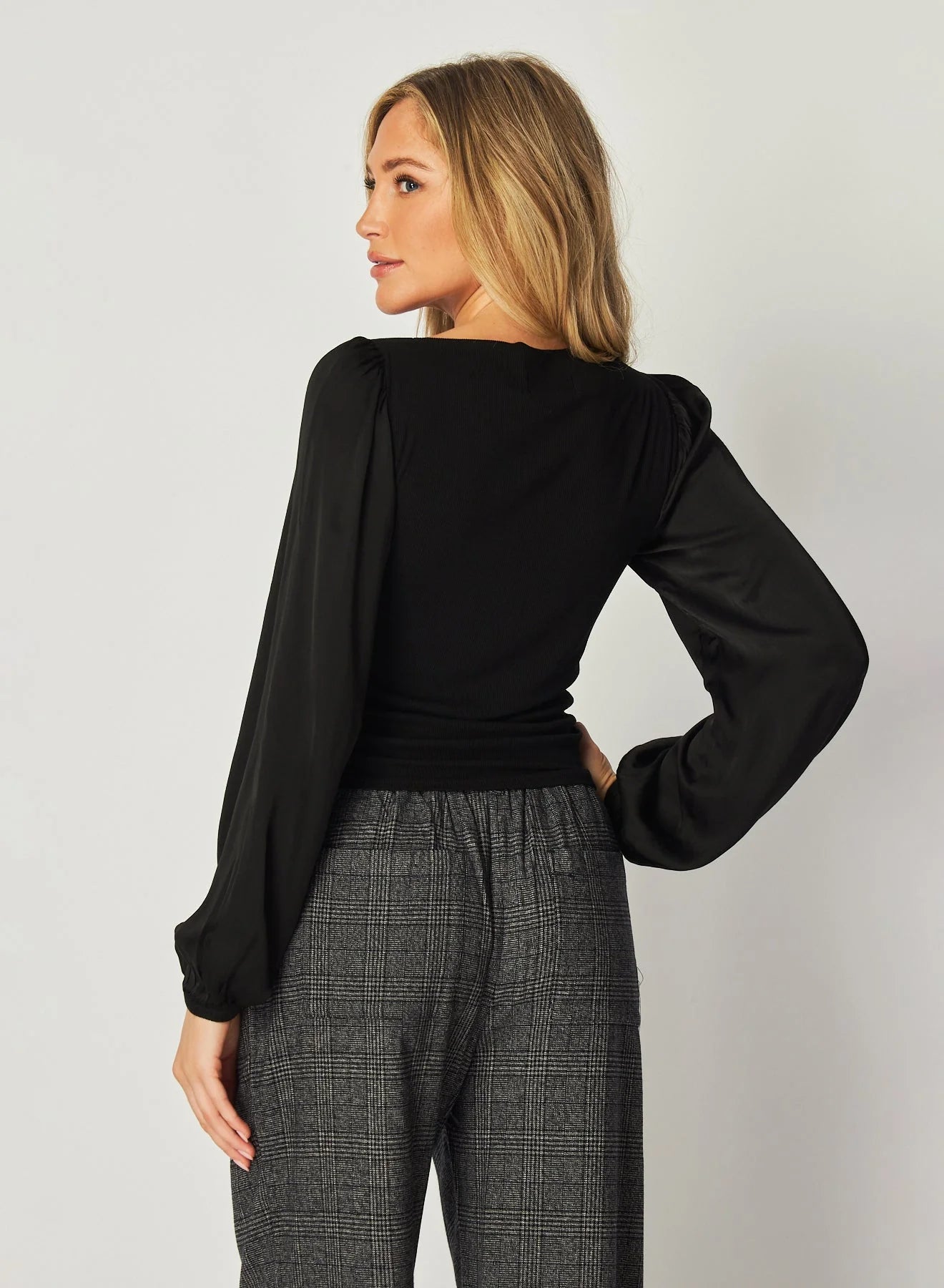 Bella Dahl Ruched Waist Flowy Sleeve Top